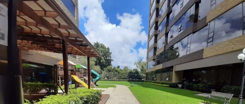 Zona 10 Milenia Oakland apartamento amueblado - Imagen 13