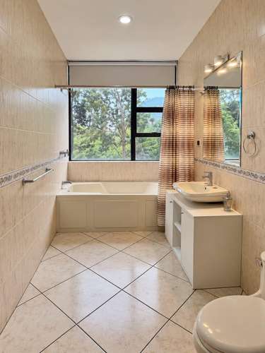 Zona 10 Milenia Oakland apartamento amueblado - Imagen 11