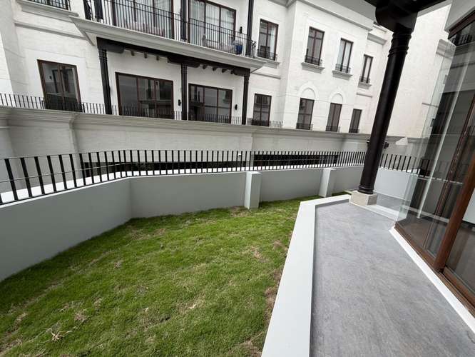 Zona 16 Nogales de Cayala apartamento con jardin