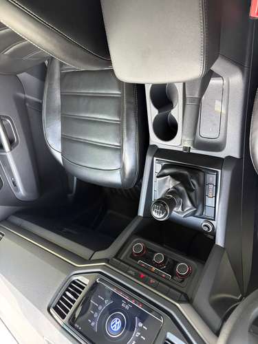 Volkswagen Amarok 2023 - como nuevo pocos kms