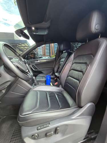 VOLKSWAGEN TIGUAN HIGHLINE 2.0 AUTOMÁTICA 4 MOTION 4 CIL. 2019 AGENCIA - Imagen 7