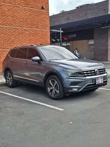 VOLKSWAGEN TIGUAN HIGHLINE 2.0 AUTOMÁTICA 4 MOTION 4 CIL. 2019 AGENCIA - Imagen 2
