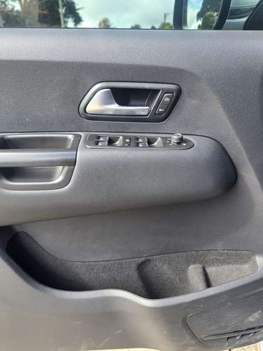 VOLKSWAGEN AMAROK HIGHLINE 2.0 BITURBO 4MOTION AUTOMÁTICO 4 CIL. 2024 DE AGENCIA - Imagen 6