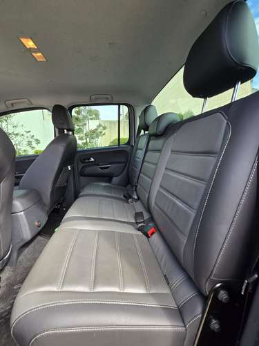 VOLKSWAGEN AMAROK HIGHLINE 2.0 BITURBO 4MOTION AUTOMÁTICO 4 CIL. 2024 DE AGENCIA - Imagen 8