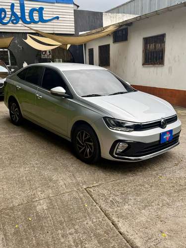 VOLKSWAGEN VIRTUS HIGHLINE 1.6 AUTOMÁTICO 4 CIL. 2022 AGENCIA - Imagen 3