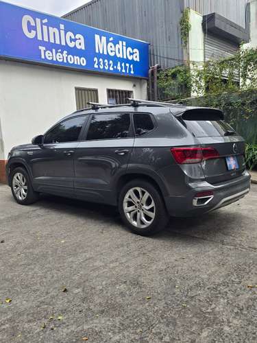 VOLKSWAGEN TAOS COMFORTLINE 1.4 AUTOMÁTICA 4CIL. 2022 AGENCIA - Imagen 10