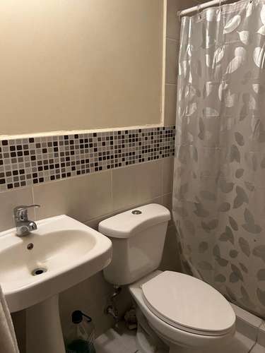Apartamento en Condado Naranjo: 2 habitaciones, 3 baños, balcón y 2 estacionamientos - Imagen 6