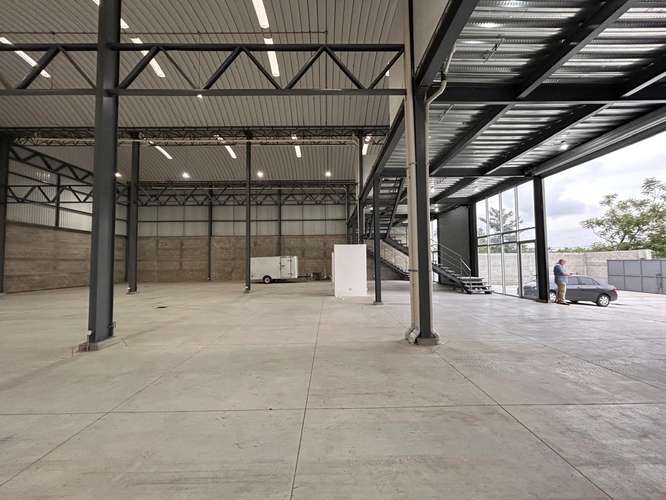 VENDO BODEGA NUEVA - INDUSTRIAL A 5 MINUTOS DE LA VAS CA9 SUR - Imagen 10