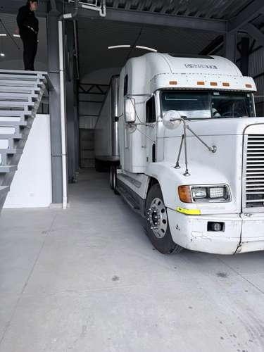 VENDO BODEGA NUEVA - INDUSTRIAL A 5 MINUTOS DE LA VAS CA9 SUR