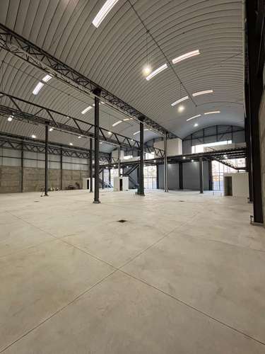 VENDO BODEGA NUEVA - INDUSTRIAL A 5 MINUTOS DE LA VAS CA9 SUR - Imagen 3
