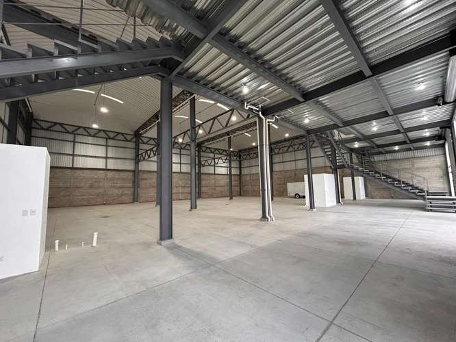 VENDO BODEGA NUEVA - INDUSTRIAL A 5 MINUTOS DE LA VAS CA9 SUR - Imagen 12