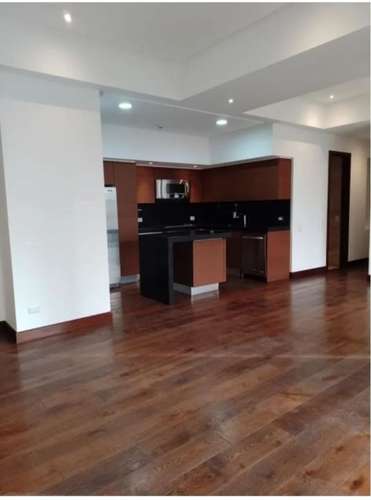 RENTA DE APARTAMENTO EN EDIFICIO TIFFANY QUINTA AV, ZONA 14 - Imagen 3