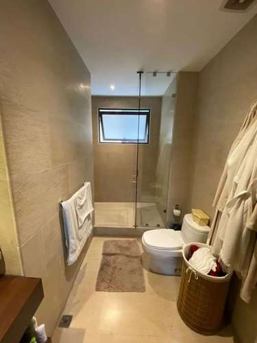 RENTA DE APARTAMENTO EN EDIFICIO TIFFANY QUINTA AV, ZONA 14 - Imagen 8