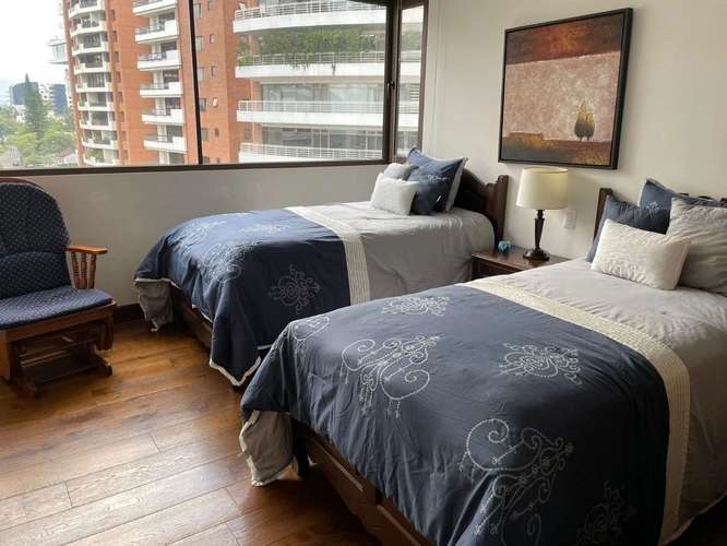 RENTA DE APARTAMENTO EN EDIFICIO TIFFANY QUINTA AV, ZONA 14 - Imagen 5