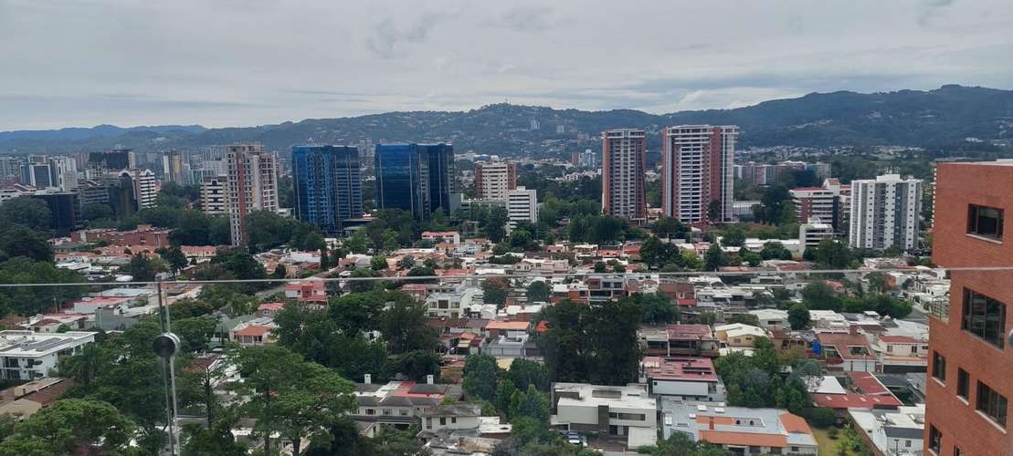 RENTA O VENTA DE APARTAMENTO EN EDIFICIO PARQUE 14, ZONA 14 - Imagen 6