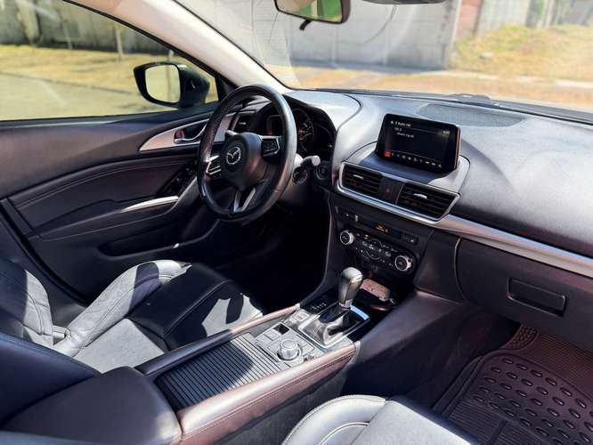 MAZDA 3 TOURING S 2018 - Imagen 6