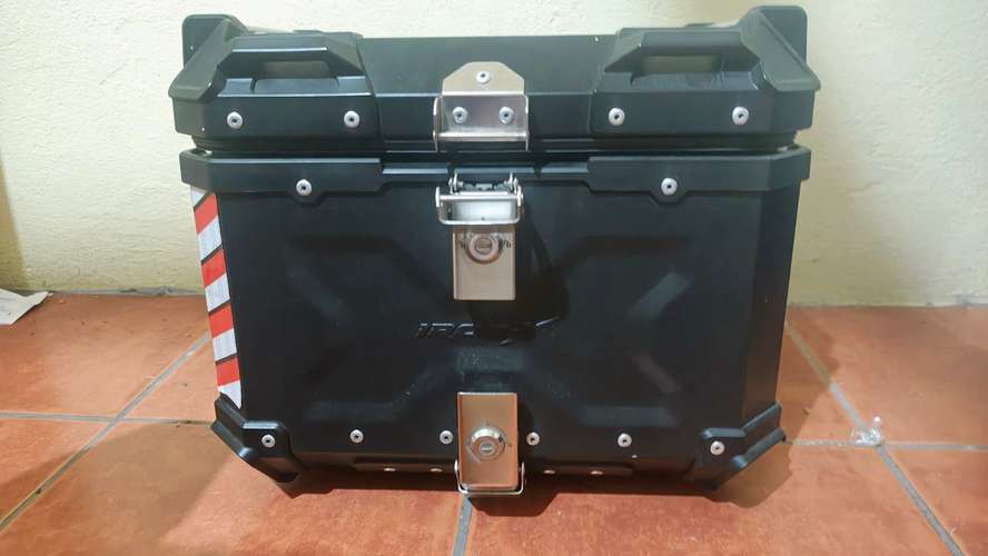 Cajuela iron X 45 litros