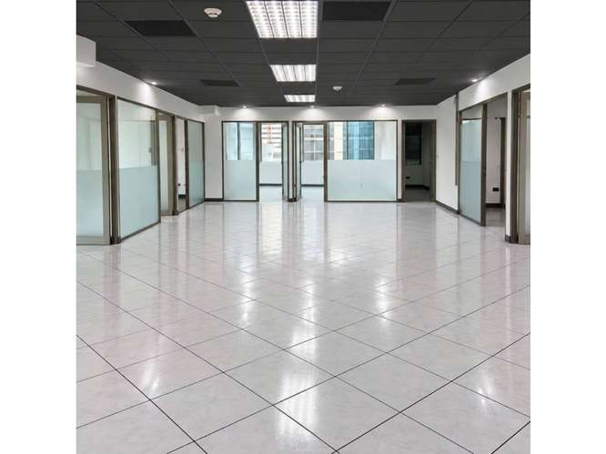  OFICINA EN RENTA – 8 AMBIENTES + 2 BAÑOS | EUROPLAZA | ZONA 14 - Imagen 2