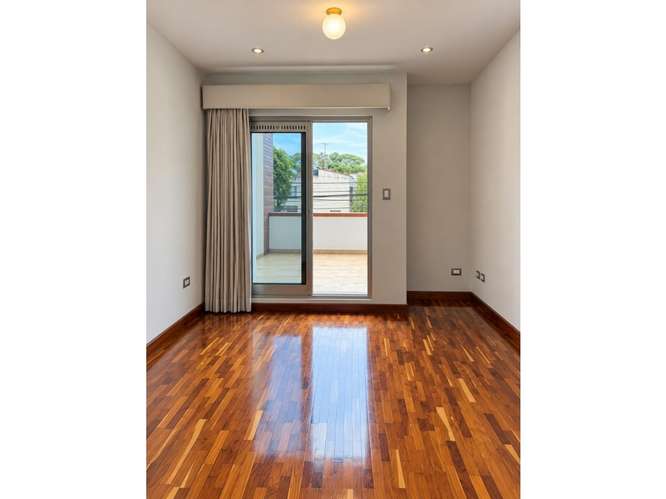  APARTAMENTO EN RENTA – 2 HAB | EDIFICIO ALHAMBRA | ZONA 15 - Imagen 5
