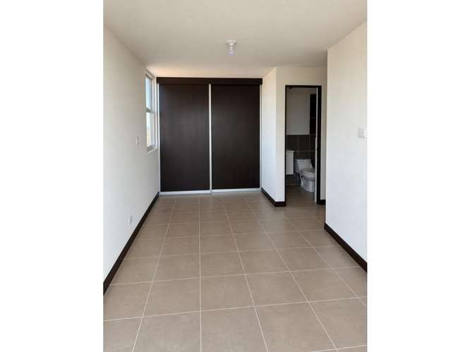  APARTAMENTO EN RENTA – 3 HAB + BALCÓN | EDIFICIO ESENTA | ZONA 12 - Imagen 8
