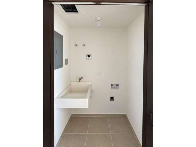  APARTAMENTO EN RENTA – 3 HAB + BALCÓN | EDIFICIO ESENTA | ZONA 12 - Imagen 10