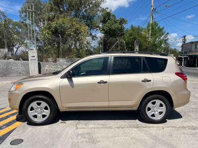 2012 TOYOTA RAV4 4X4 RECIEN INGRESADA !! - Imagen 8