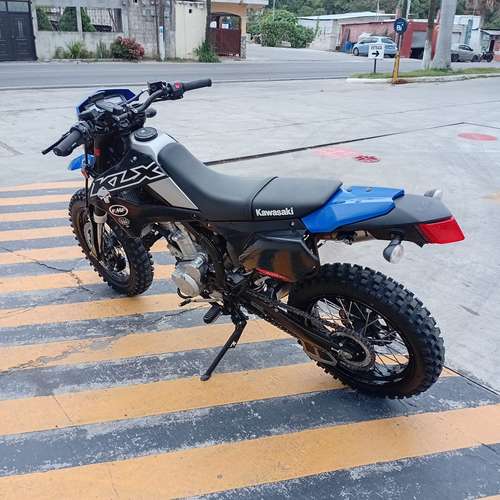 2021 KAWASAKI KLX 300 CC SUPER MOTO RECIEN INGRESADA !! - Imagen 3