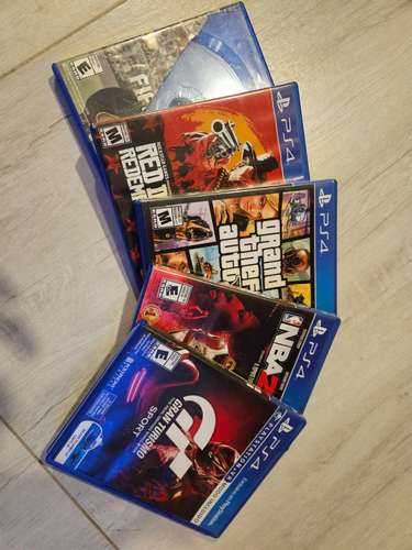  ¡Vendo PS4 estándar con juegos y accesorios! - Imagen 3