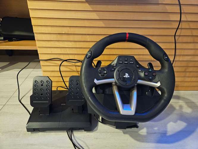  ¡Vendo PS4 estándar con juegos y accesorios! - Imagen 4