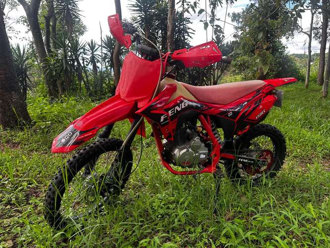 VENDO HERMOSA FENG