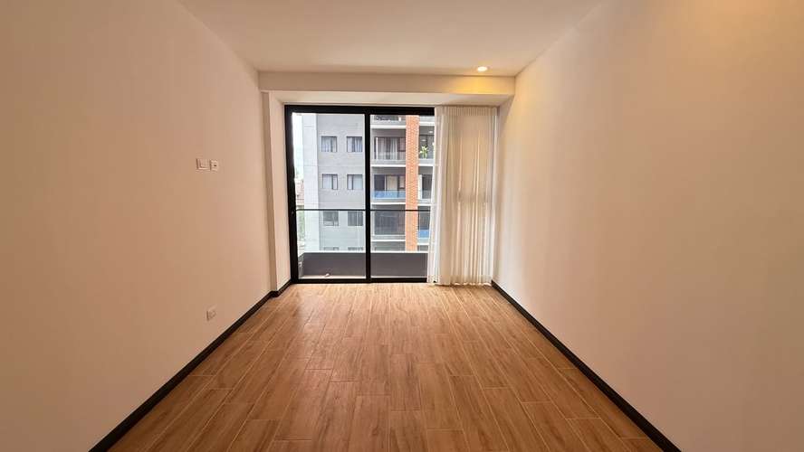 RENTA DE APARTAMENTO EN EDIFICIO ESSENZA, ZONA 13 - Imagen 5