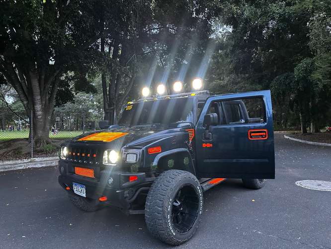 VENO HERMOSA HUMMER ACEPTO NEGOCIOS