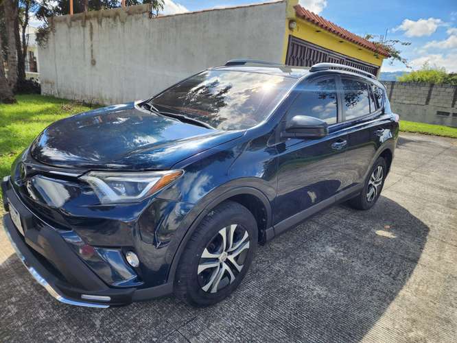 TOYOTA RAV 4 2018