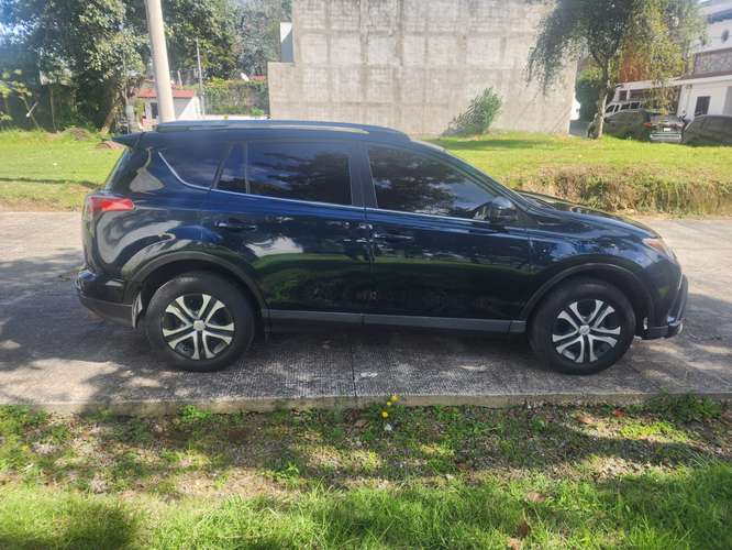 TOYOTA RAV 4 2018
