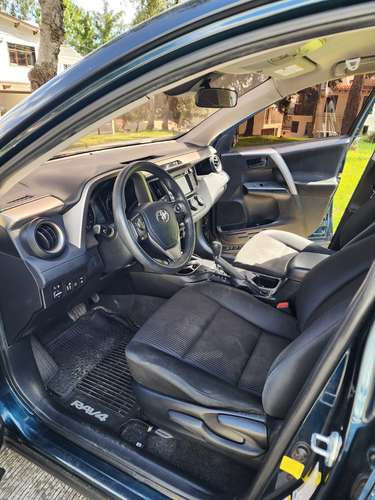 TOYOTA RAV 4 2018