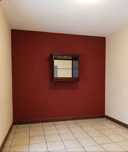Alquilo Casa en Residencial dentro de garita en zona 16 - Imagen 12