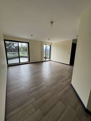 APARTAMENTO EN ZONA 11 AVENIDA MARISCAL EDIFICIO VIRO - Imagen 2