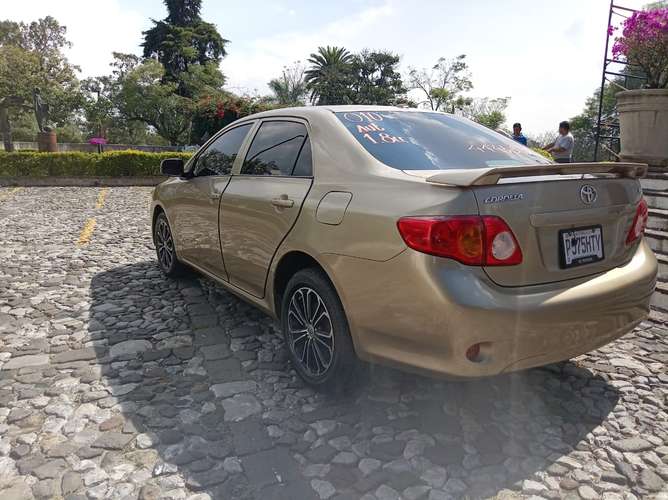 Toyota Corolla LE 2010 AUTOMÁTICO  - Imagen 5