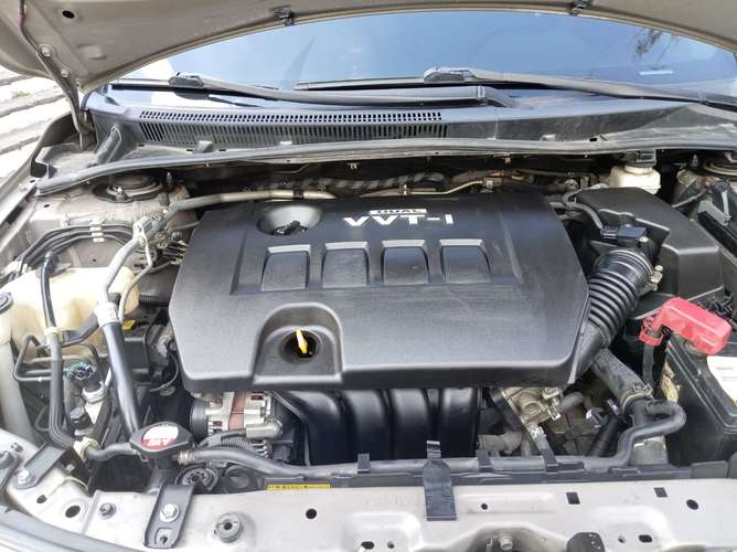 Toyota Corolla LE 2010 AUTOMÁTICO  - Imagen 4
