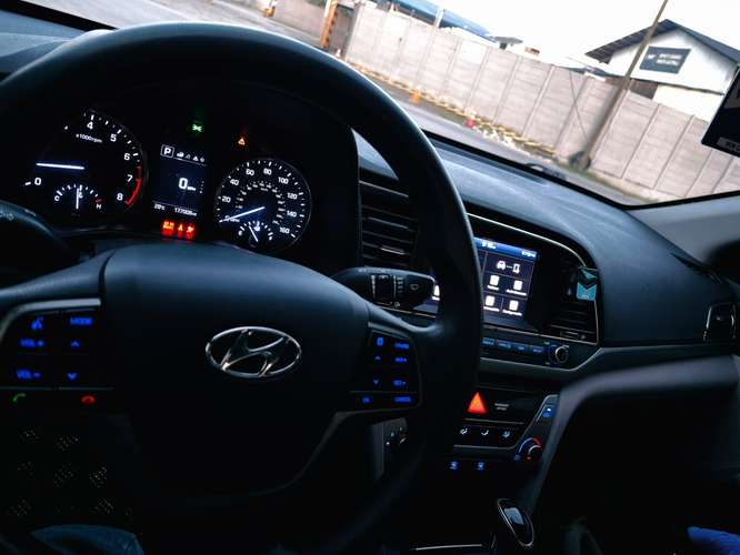 Hyundai Elantra SEL 2018