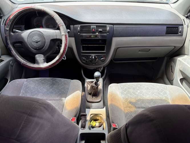 Chevrolet Optra de Agencia Modelo 2004 - Imagen 15
