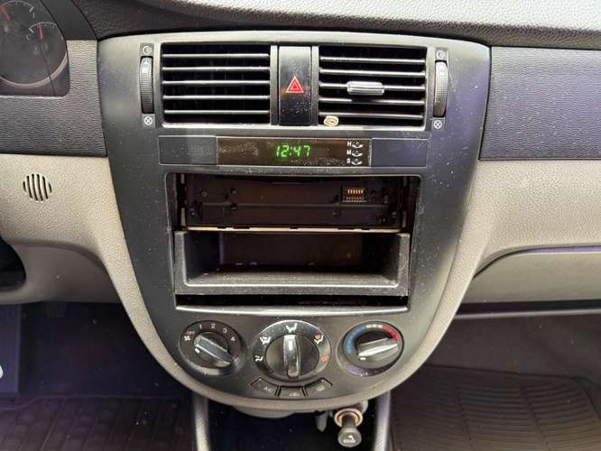 Chevrolet Optra de Agencia Modelo 2004 - Imagen 16