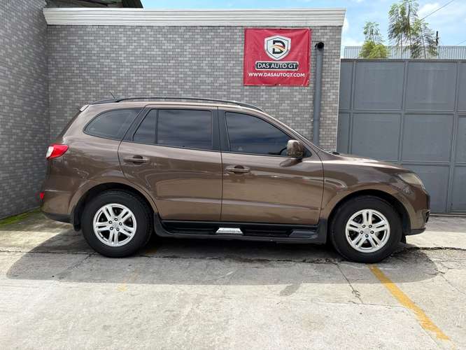 Hyundai Santa Fe GLS CRDi de Agencia Modelo 2012 - Imagen 2