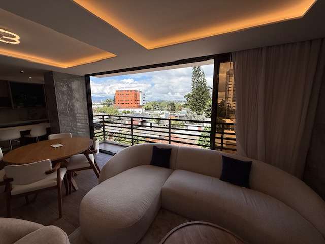 Rento apartamento AMUEBLADO en Zona 13 Avenida Las Ameircas APTO. NUEVO DE LUJO!!