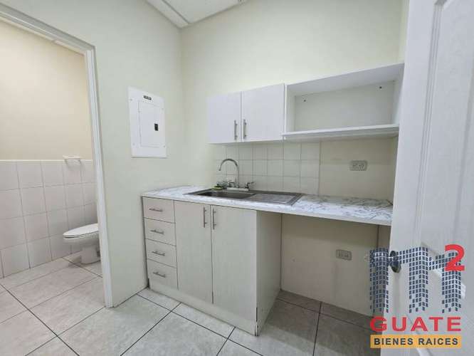 Oficina en Venta / RENTA, Zona 10 - Imagen 4