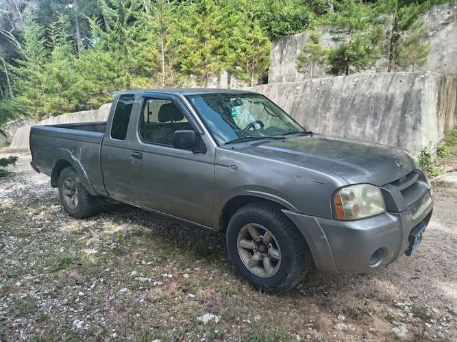 NISSAN FRONTIER 2003