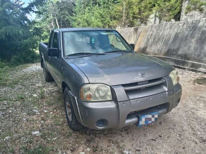 NISSAN FRONTIER 2003