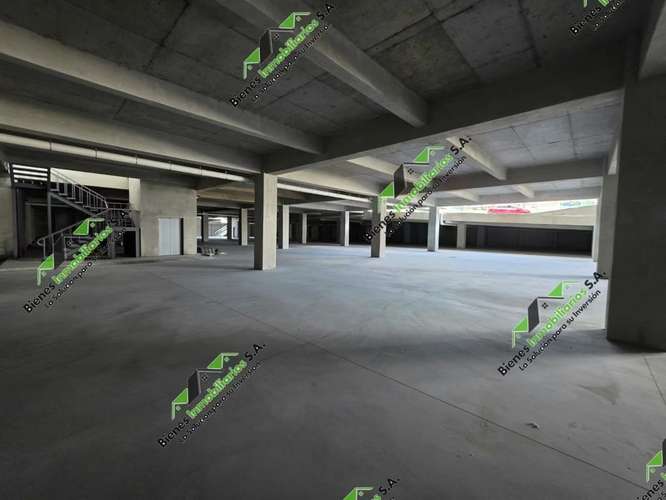 PROPIEDAD COMERCIAL EN RENTA EN EXCELETE UBICACION DE LA ZONA 11 CALZADA ROOSEVELT 
