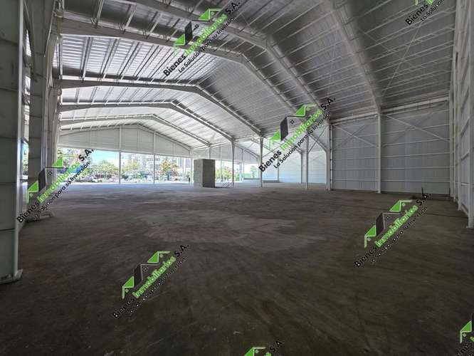 PROPIEDAD COMERCIAL EN RENTA EN EXCELETE UBICACION DE LA ZONA 11 CALZADA ROOSEVELT 
