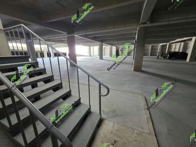 PROPIEDAD COMERCIAL EN RENTA EN EXCELETE UBICACION DE LA ZONA 11 CALZADA ROOSEVELT 